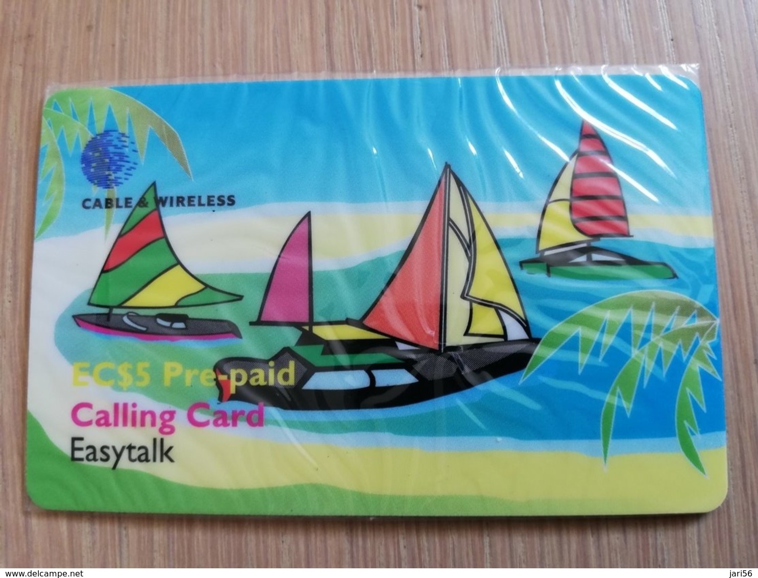 ST VINCENT & GRENADINES   $5,-  SVD 06 Prepaid (RRR)   MINT Card  **2141 ** - St. Vincent & The Grenadines