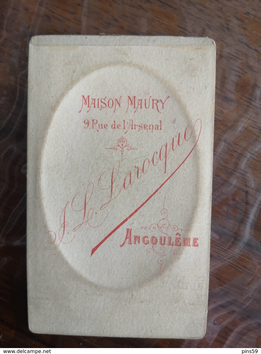 CDV MAURY LAROCQUE MILITAIRE ANGOULEME - Anciennes (Av. 1900)