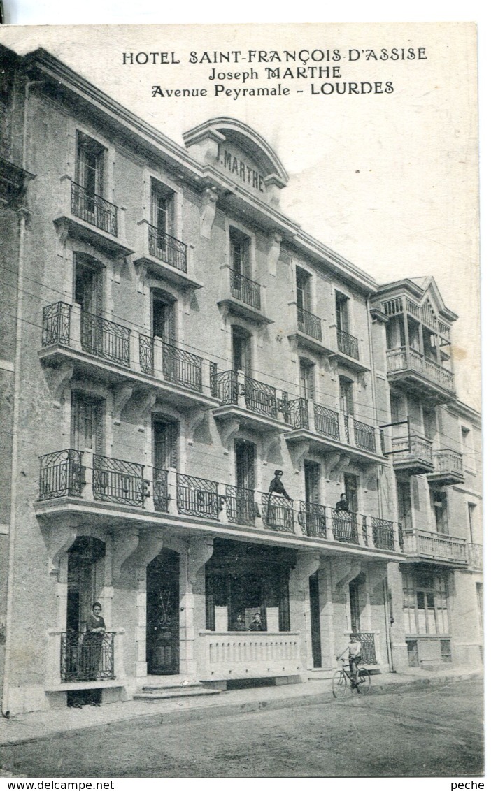 N°9637 -cpa Hôtel Saint François D'Assise -Lourdes- Joseph Marthe- - Hoteles & Restaurantes