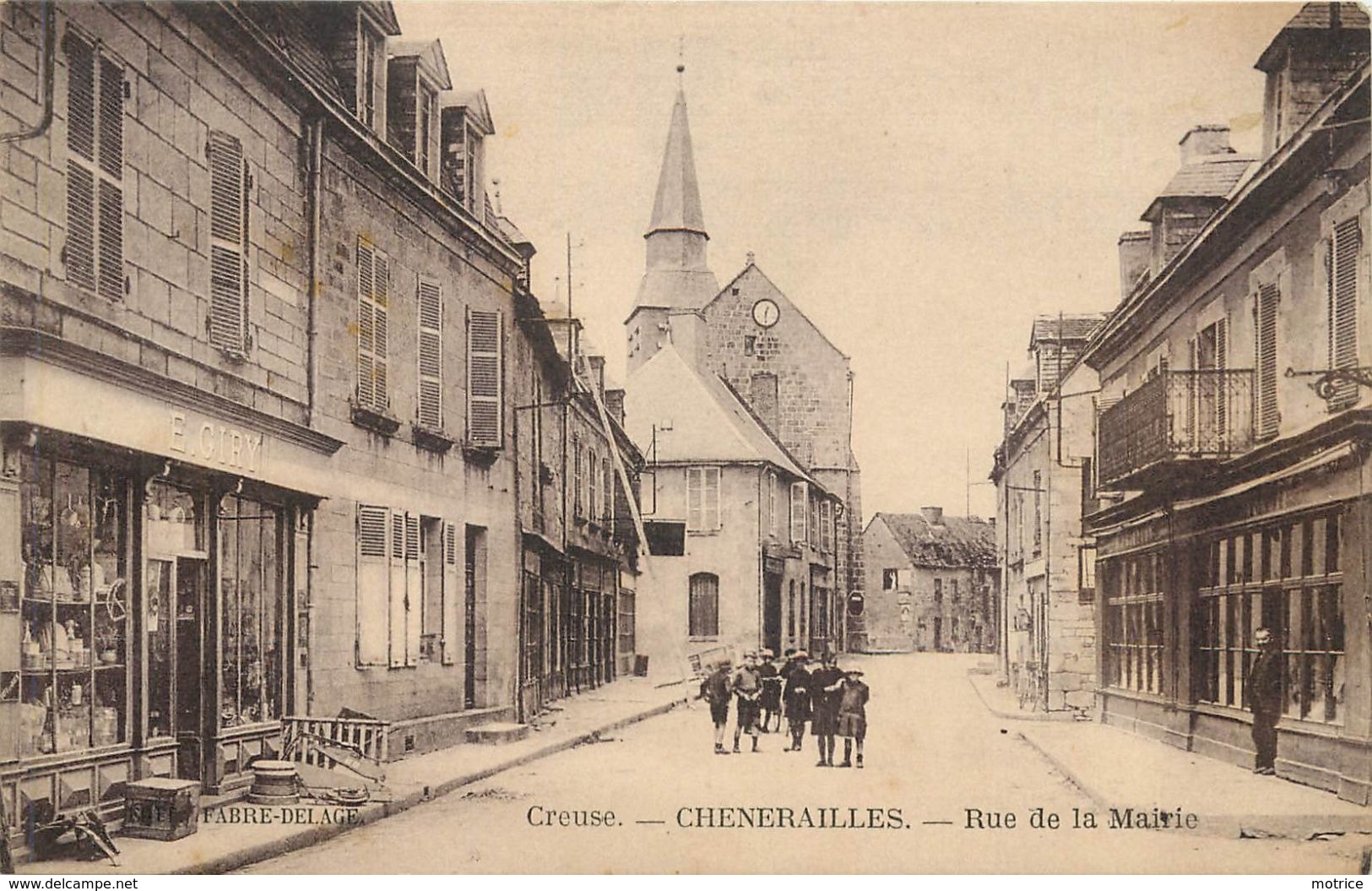 CHENERAILLES - Rue De La Mairie. - Chenerailles
