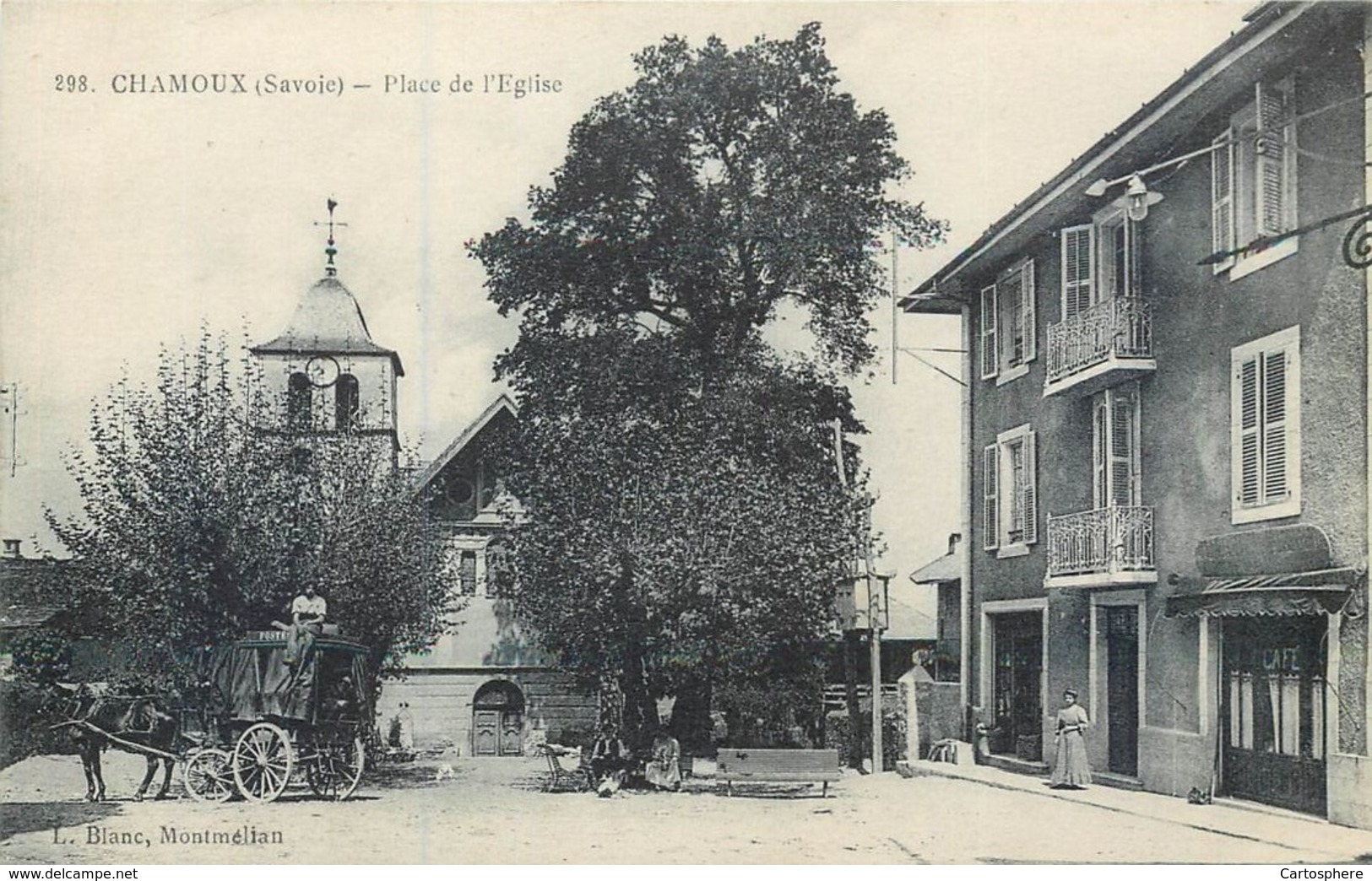 CPA 73 Savoie Chamoux Place De L'Eglise Non Circulée Calèche Postale Postes Café - Chamoux Sur Gelon