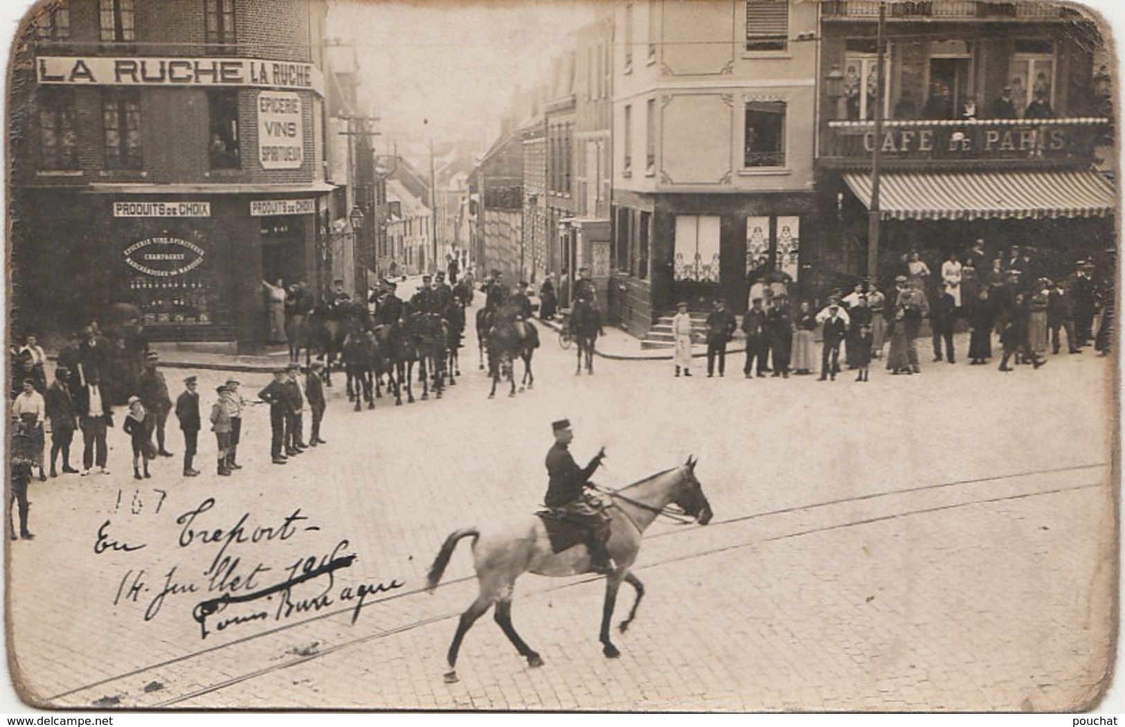 76) LE TREPORT LE 14  JUILLET 1916  - CARTE PHOTO  - DEFILE MILITAIRE   - 2 SCANS) - Le Treport