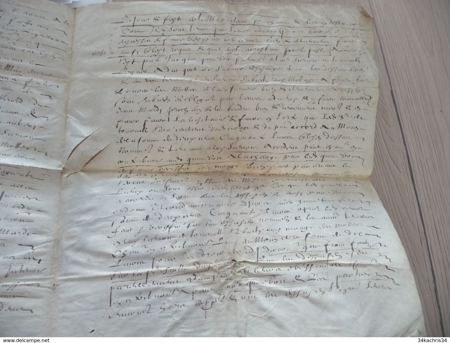 grand parchemin signée 1613 adjudication du cuvage des postes et répartition de Motthis Mothin