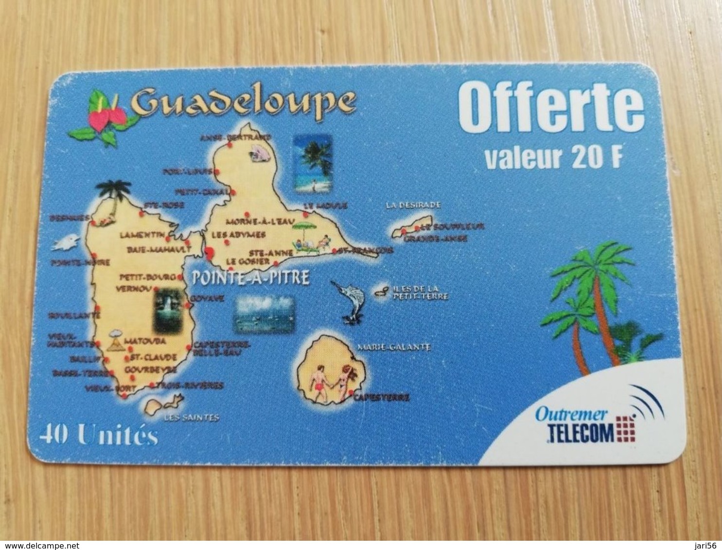 Caribbean Phonecard St Martin French GUADELOUPE OFFERTE 20 F  Outremer Telecom   **2172 ** - Antillen (Frans)