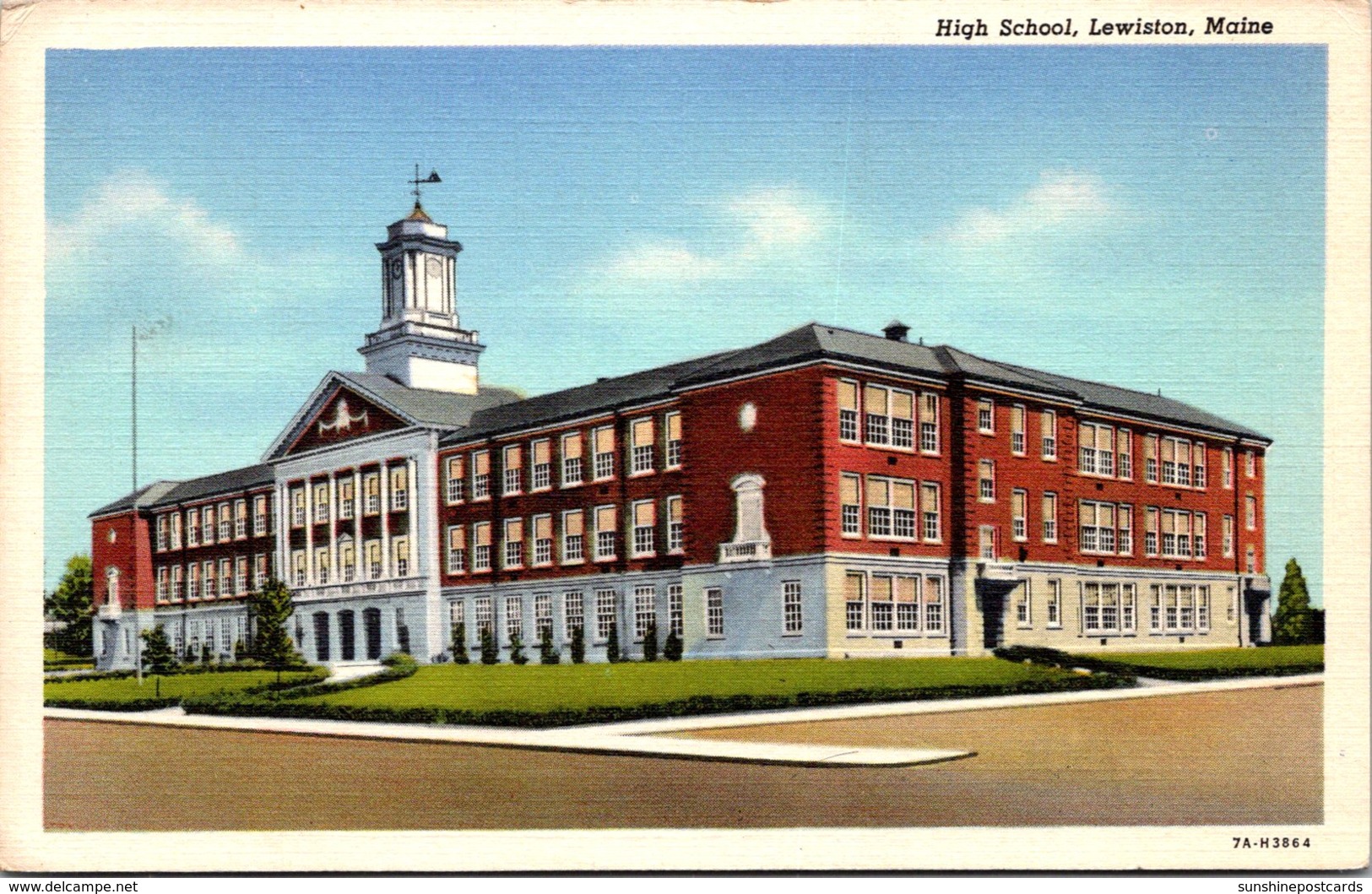 Maine Lewiston High School 1952 Curteich - Lewiston
