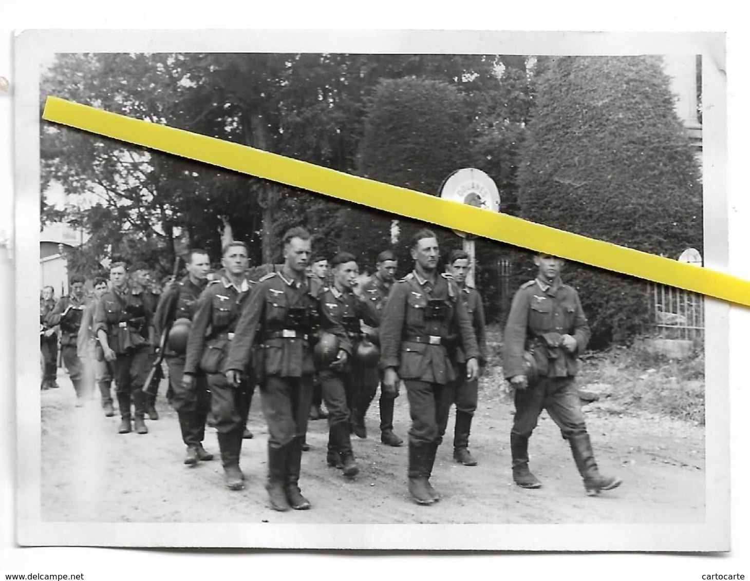 DOUANE A  SITUER ARDENNES NORD  1940  SOLDATS ALLEMANDS - Oorlog, Militair