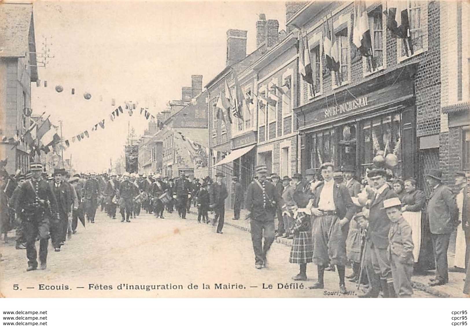 27.n°56922.ecouis.fêtes D'inauguration De La Marie.le Défilé - Andere & Zonder Classificatie