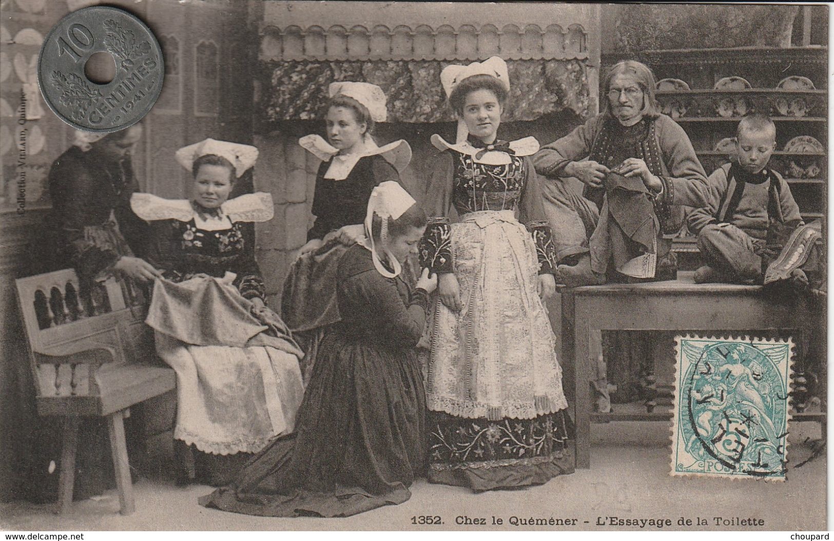 29 - Carte Postale Ancienne En Bretagne   Chez Le Quemeneur  L' Essayage De La Toilette - Personaggi