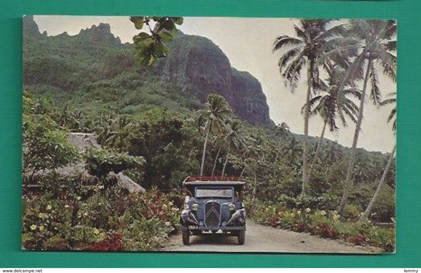 OCÉANIE -  TAHITI - AUTOBUS CITROËN À MOORÉA - Tahiti