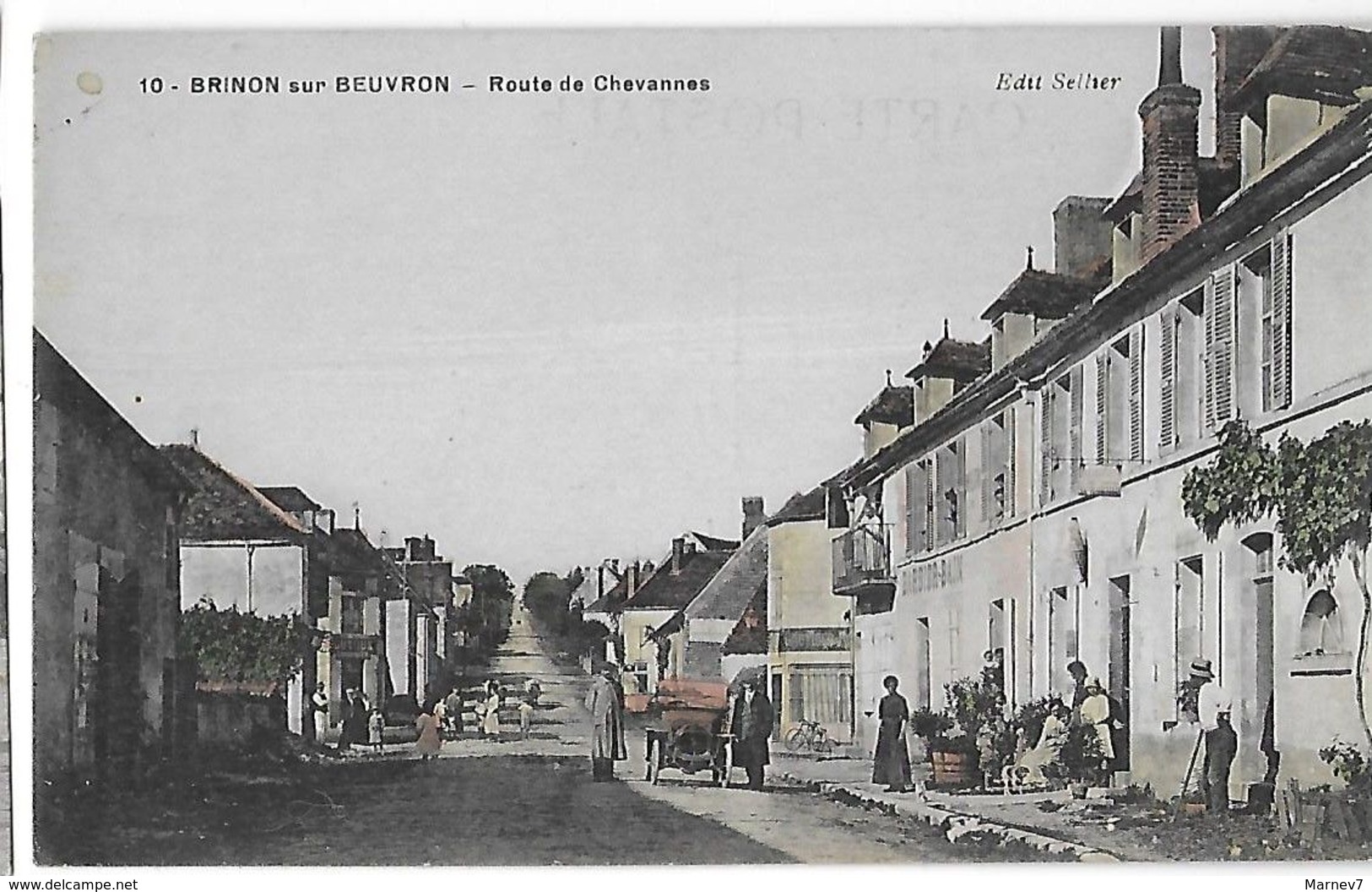 58 - NIEVRE - BRINON Sur BEUVRON- Route De Chevannes - Animée - Colorisée - Brinon Sur Beuvron