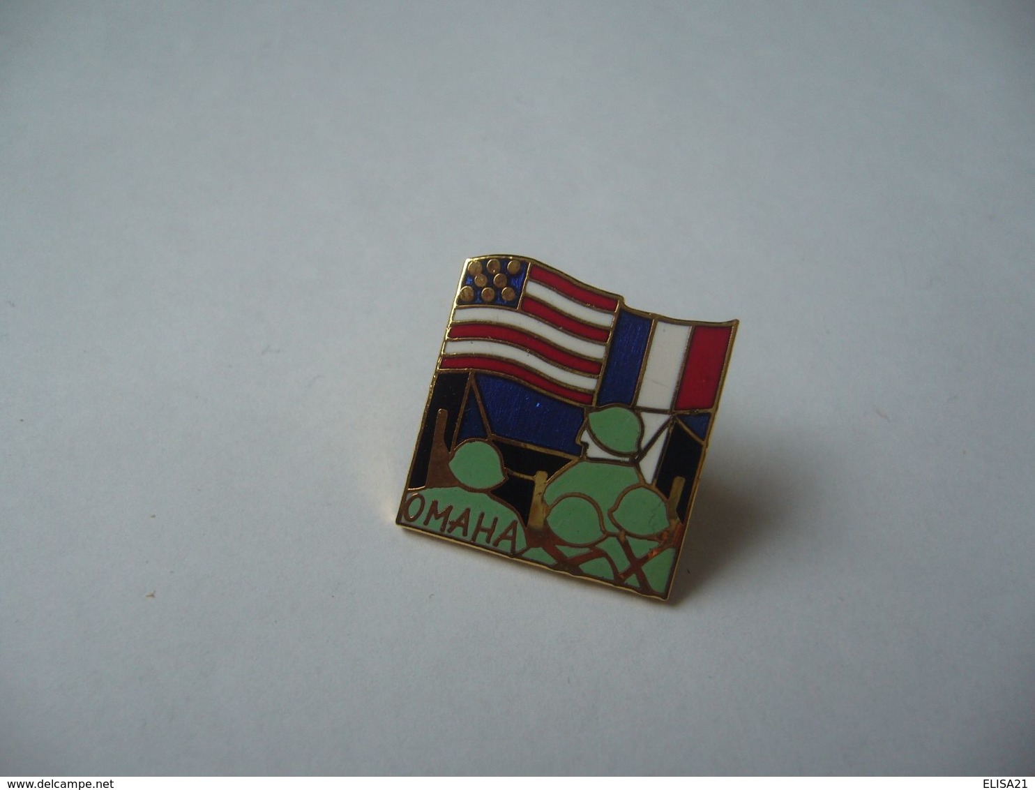 PIN'S PINS PIN PIN’s ピンバッジ OMAHA THÈME PLAGE DU DÉBARQUEMENT EN NORMANDIE 6 JUIN 1944 MARQUER AU DOS ARGAPEA PARIS - Army