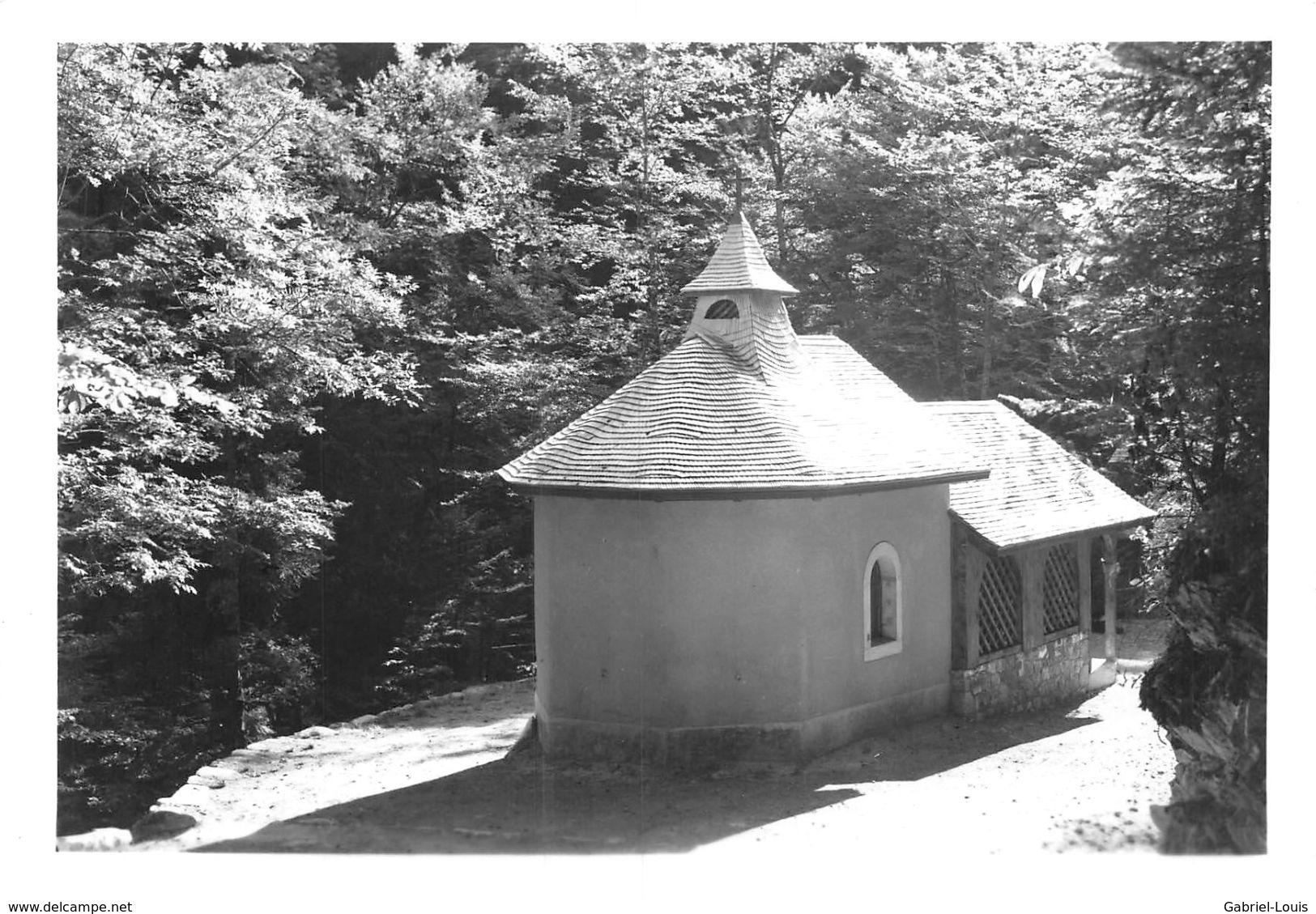 Carte-Photo: N.D. De L'Evi Neirivue - Photo Glasson   (~15 X 10 Cm) - Neirivue