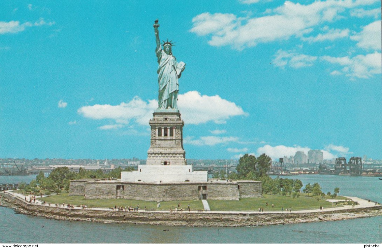 New York City - Statue Of Liberty - By Nester's Map & Guide Corp. - Unused - 2 Scans - Altri Monumenti, Edifici