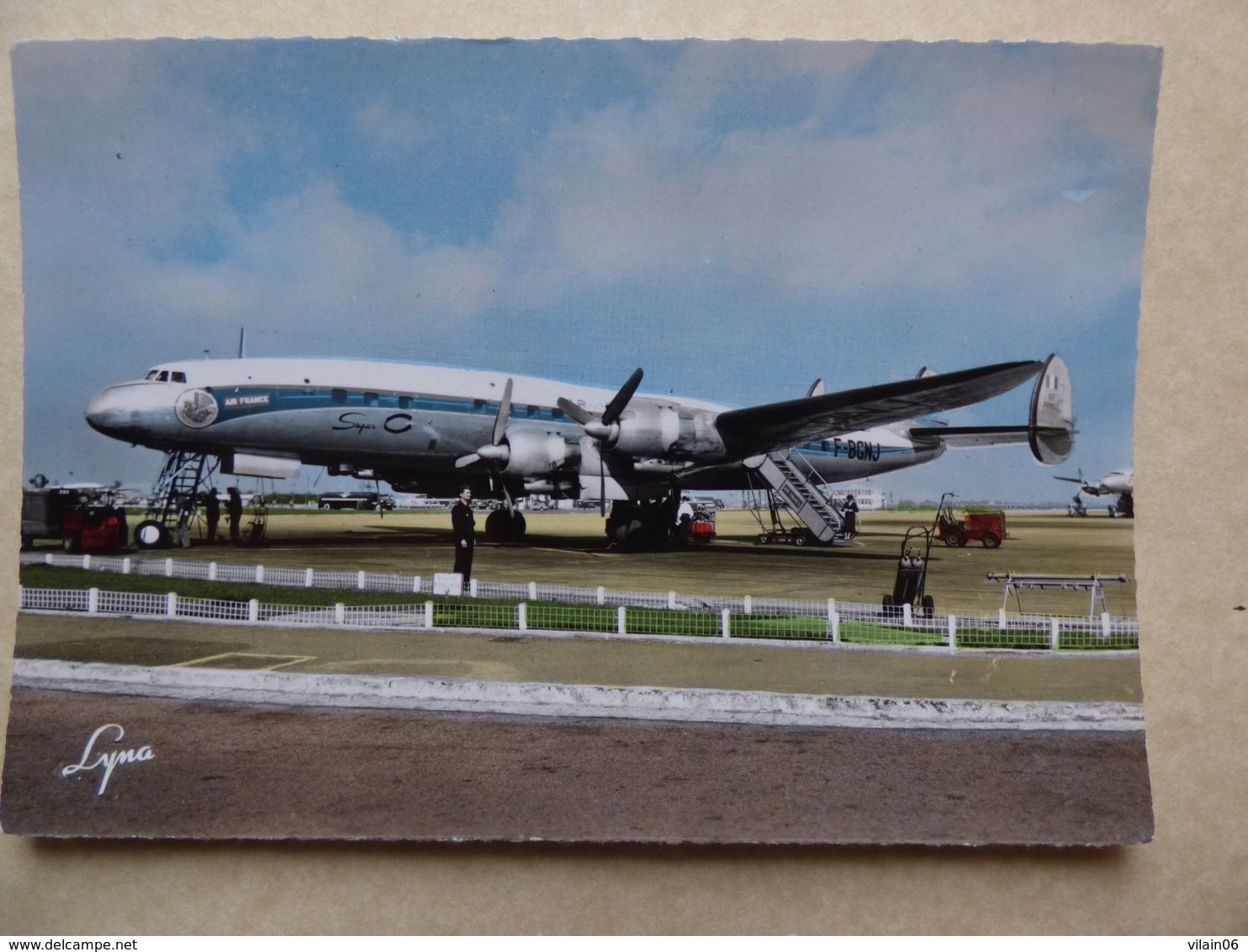 AEROPORT / AIRPORT / FLUGHAFEN        ORLY  SUPER  CONSTELLATION AIR FRANCE  F-BGNJ - Aerodromes