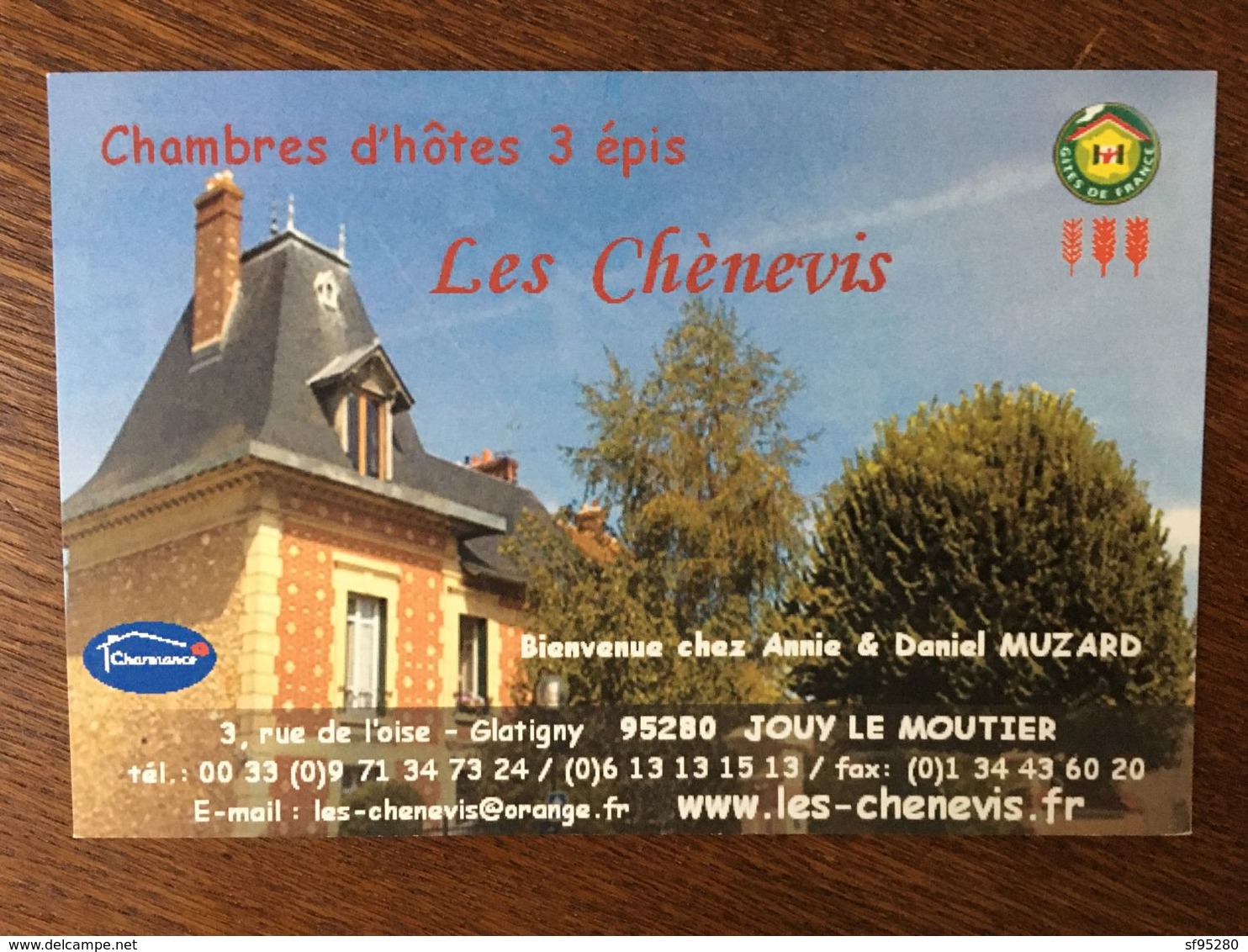 JOUY LE MOUTIER LES CHENEVIS CHAMBRES D'HOTES - Jouy Le Moutier