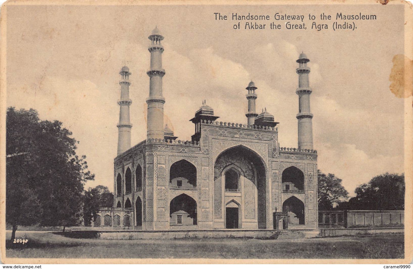 India THe Handsome Gateway Of The Mausoleum Of Akbar The Great Agra    M 3612 - India