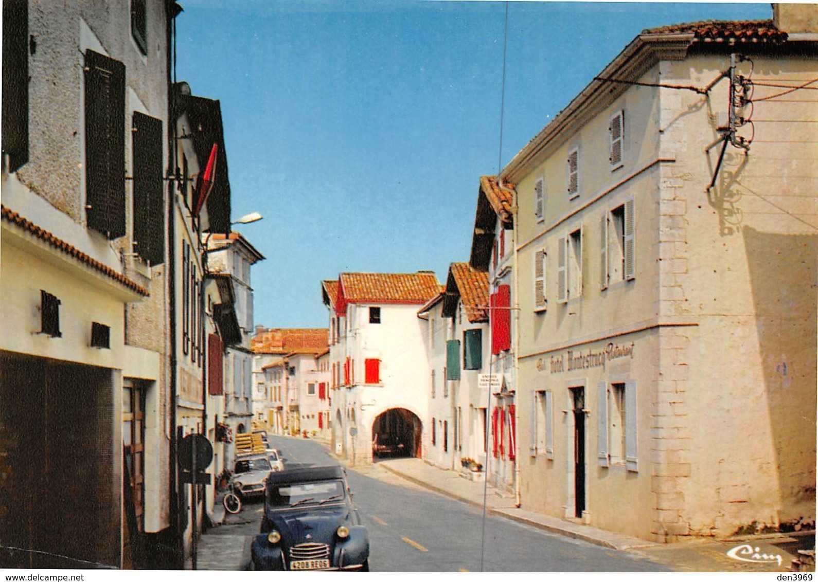 BIDACHE - La Rue Principale - 2CV Citroën - Hôtel-Restaurant Houtestrucq !? - Bidache