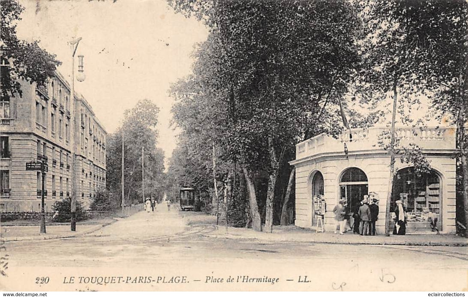 Le Touquet . Paris-Plage   62    Lot de 14 cartes dont:    Rues, Tramway,Hôtel,Casino     (voir scan)