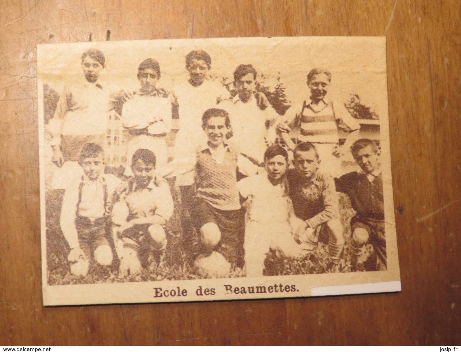 NICE (ALPES-MARITIMES): ÉQUIPE SCOLAIRE DE FOOTBALL- ÉCOLE DES BEAUMETTES (PHOTO DE JOURNAL: 09/1932) - Côte D'Azur