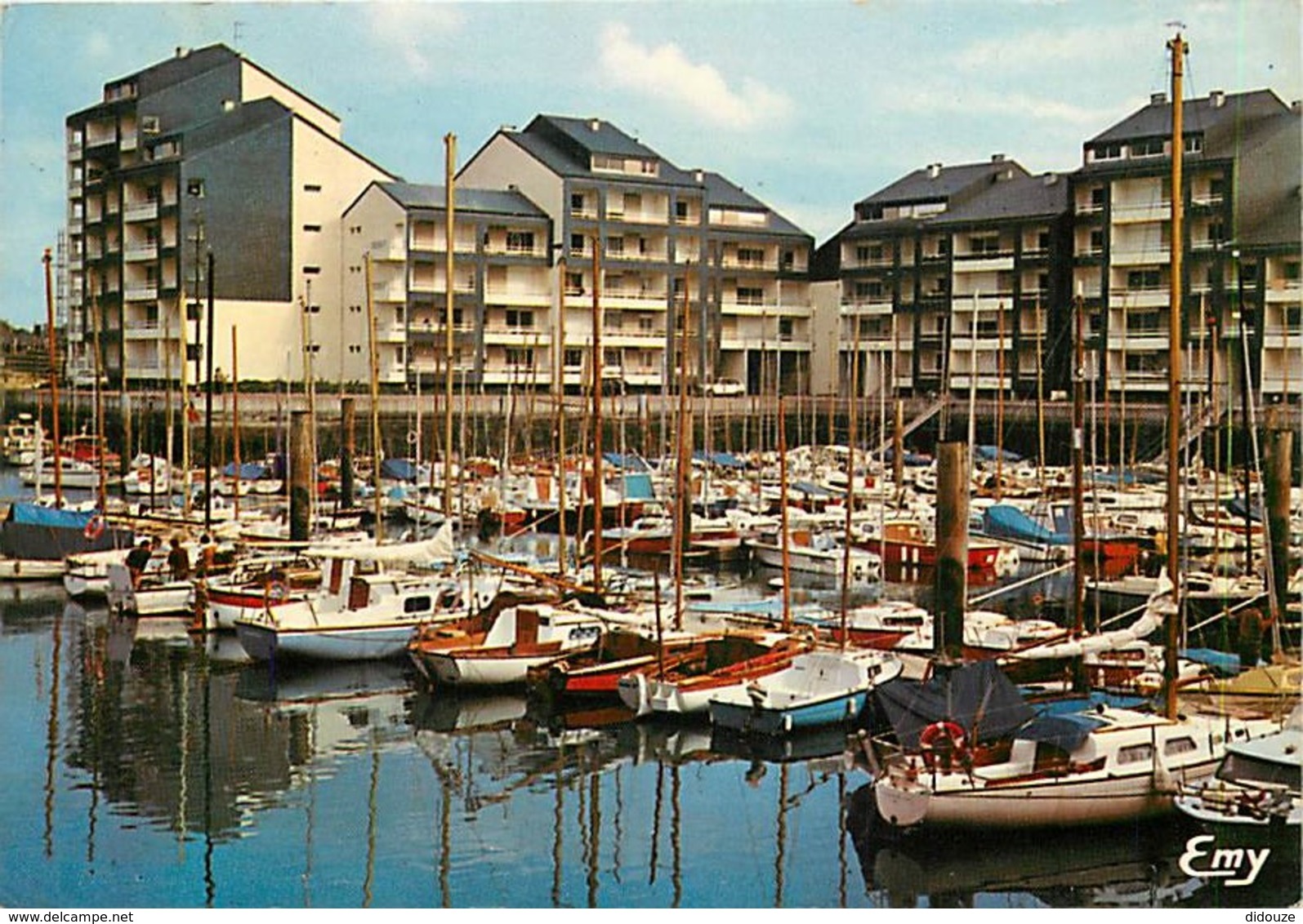 14 - Courseulles Sur Mer - Le Port Plaisance - Bateaux - Immeubles - Flamme Postale De Courseulles Sur Mer - CPM - Voir - Courseulles-sur-Mer