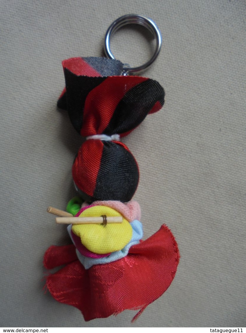 Porte Clef - Poupée De Chiffon Souvenir Des Dom-Tom - Key-rings