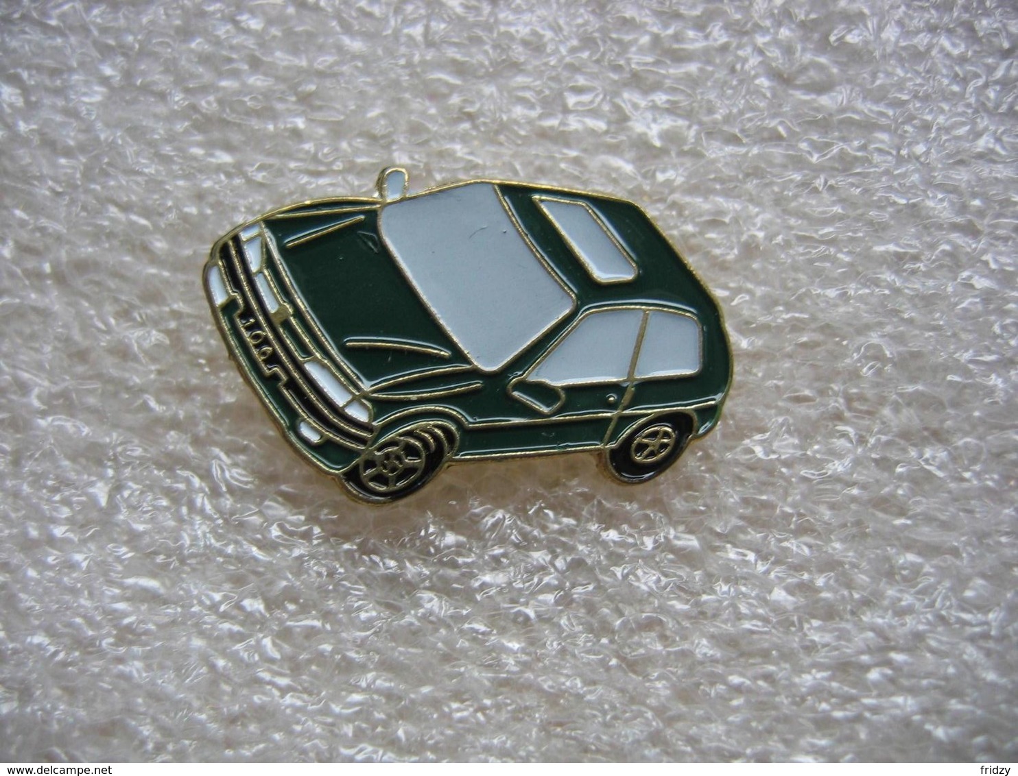 Pin's 106 Peugeot De Couleur Verte - Peugeot