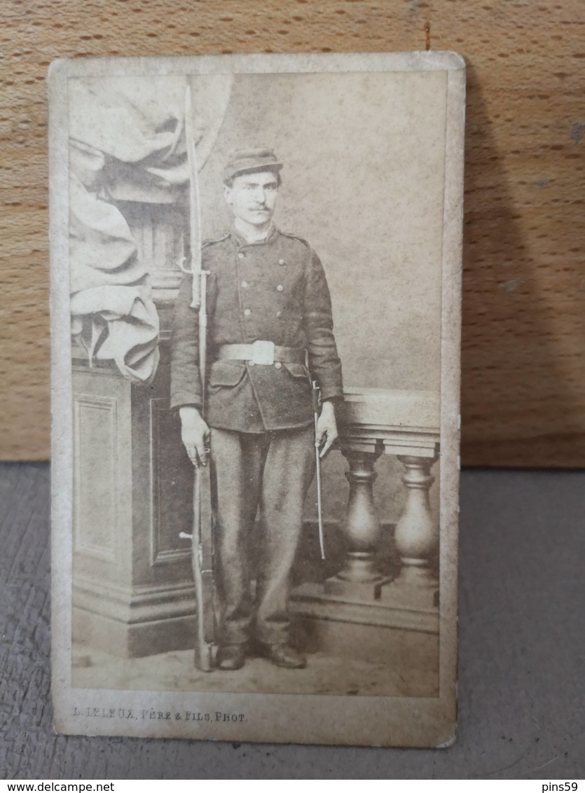 CDV PARIS LELEUX MILITAIRE FUSIL - Alte (vor 1900)