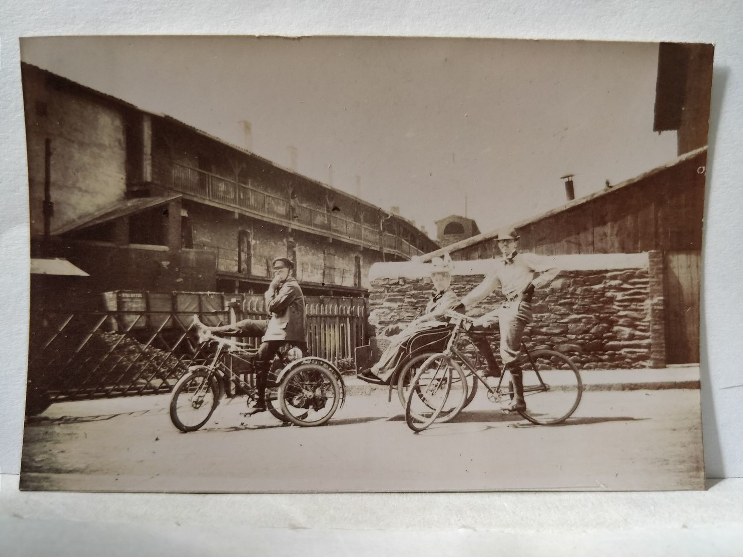 Loire. Bicyclette, Vélo, Sidecar. 5.5x8cm - Anciennes (Av. 1900)