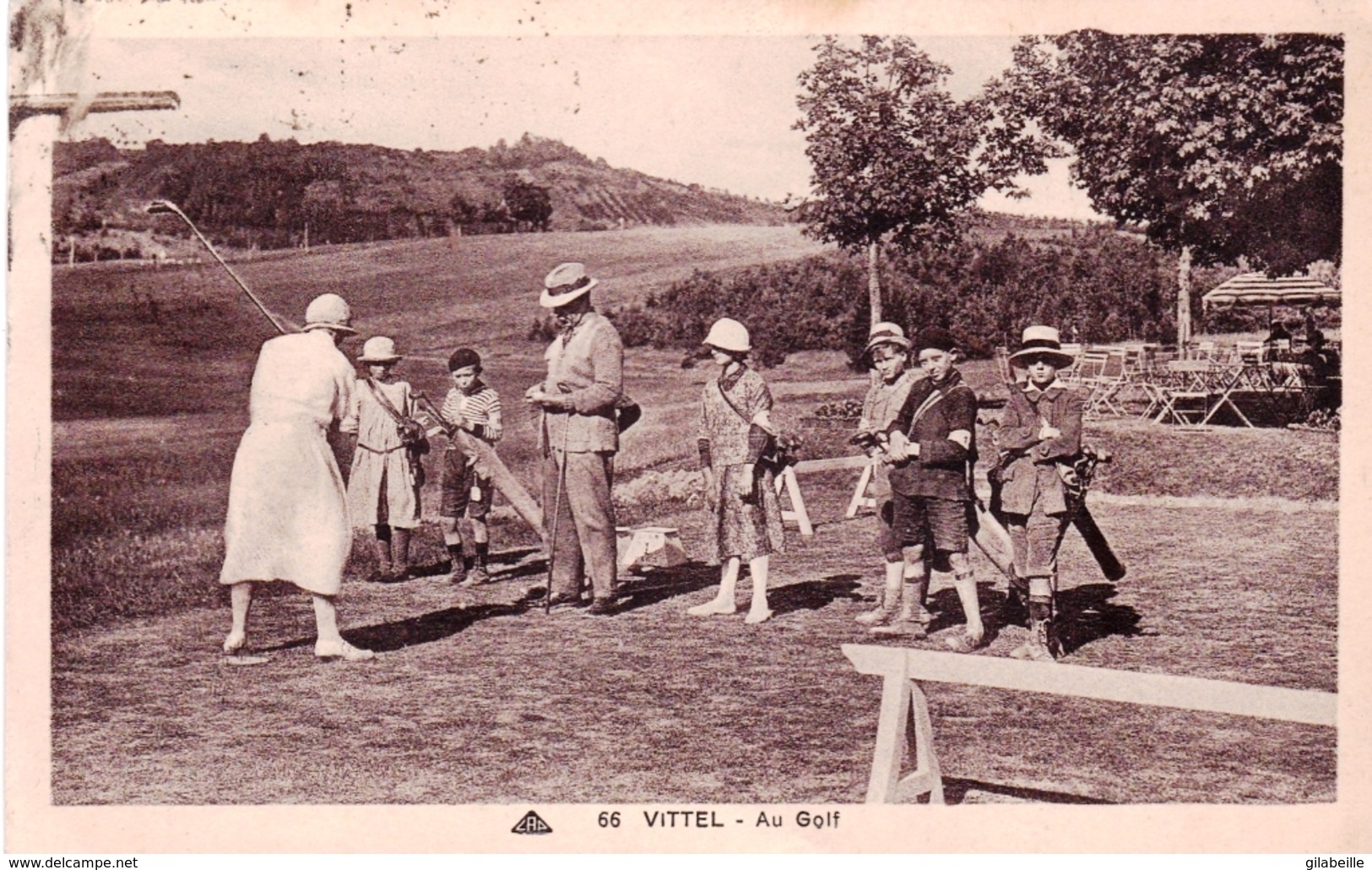 88 - Vosges - VITTEL -  Au Golf - Contrexeville