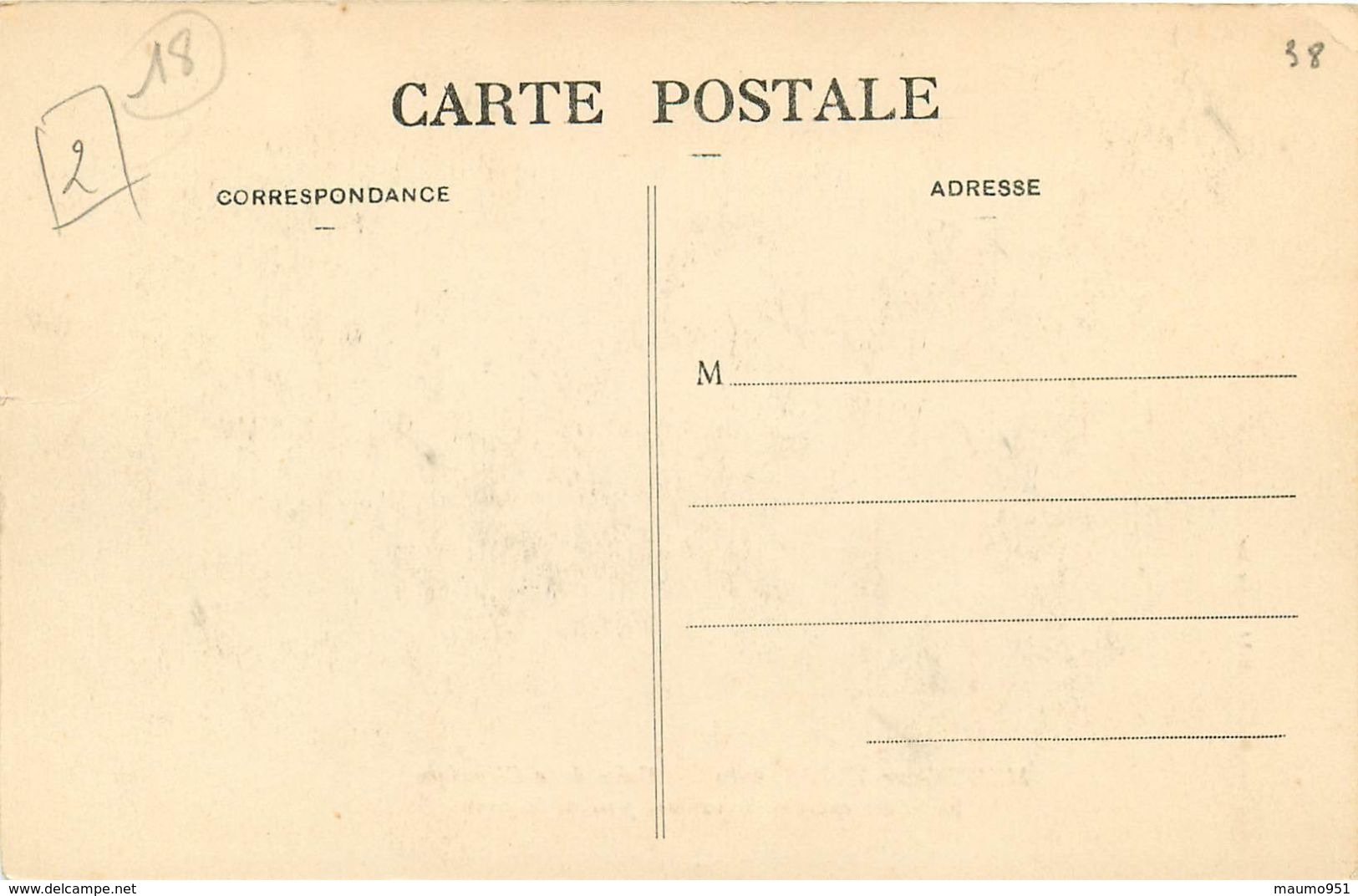 18 MEHUN SUR YERE 1910 - GREVE DE LA CIRAMIQUE - SORTIE DES OUVRIERS - Mehun-sur-Yèvre