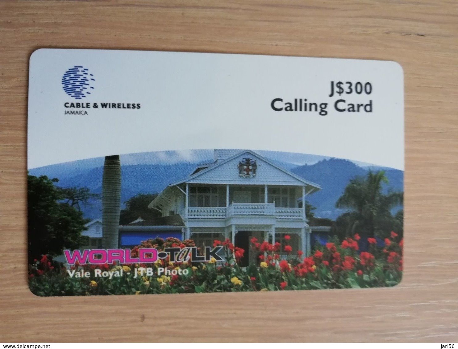 JAMAICA  J$300,-  PREPAID World -talk  THICK CARD Cable&wireless  P88  Fine Used Card  **2217** - Jamaica