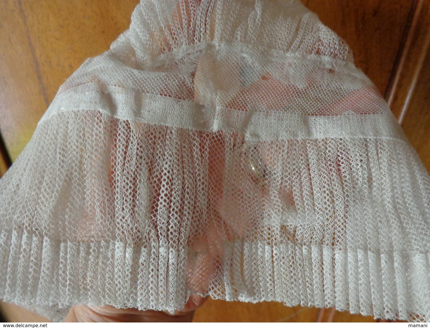 lot de coiffe bebe et dame pour modele ou restauration + autre