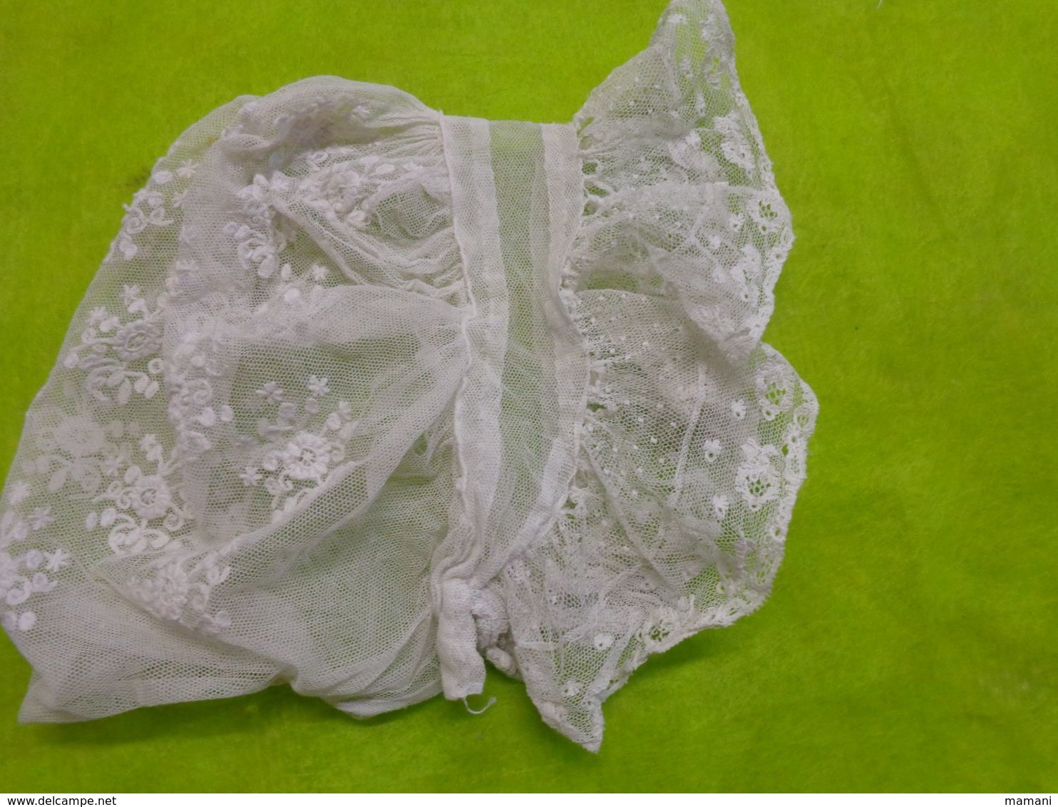 lot de coiffe bebe et dame pour modele ou restauration + autre