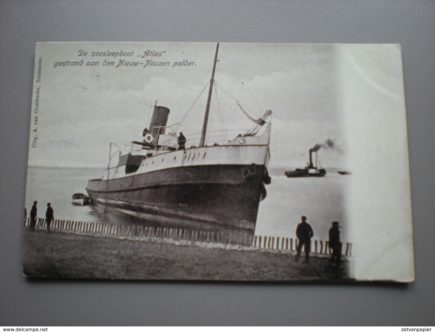 NIUEW-NEUZEN - ZEESLEEPBOOT ATLAS GESTRAND AAN NIEUW-NEUZEN POLDER - BATEAUX - Terneuzen