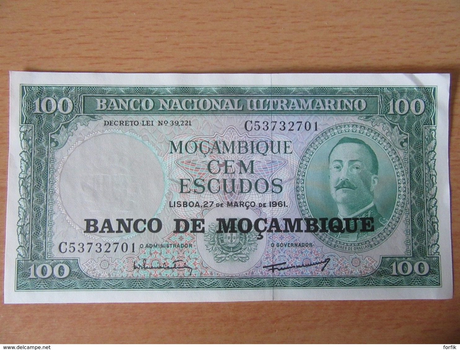 Viet-Nam, Brazil, Moçambique, China, etc... - 18 Billets Neufs UNC Uncirculated - 1961 à 2013 environ