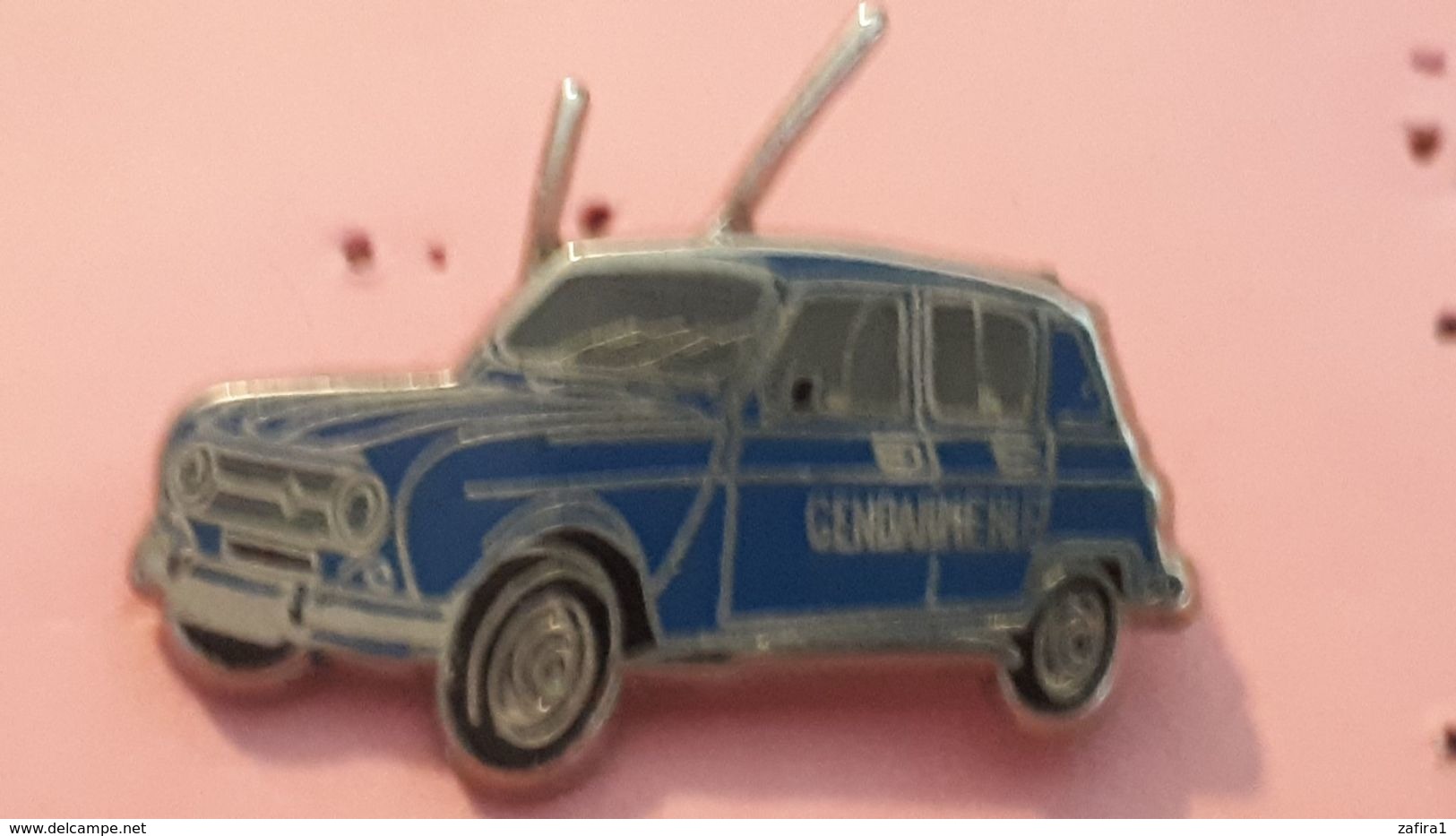 PINS VEHICULE GENDARMERIE / RENAULT 4L 1962  / BALLARD - Police