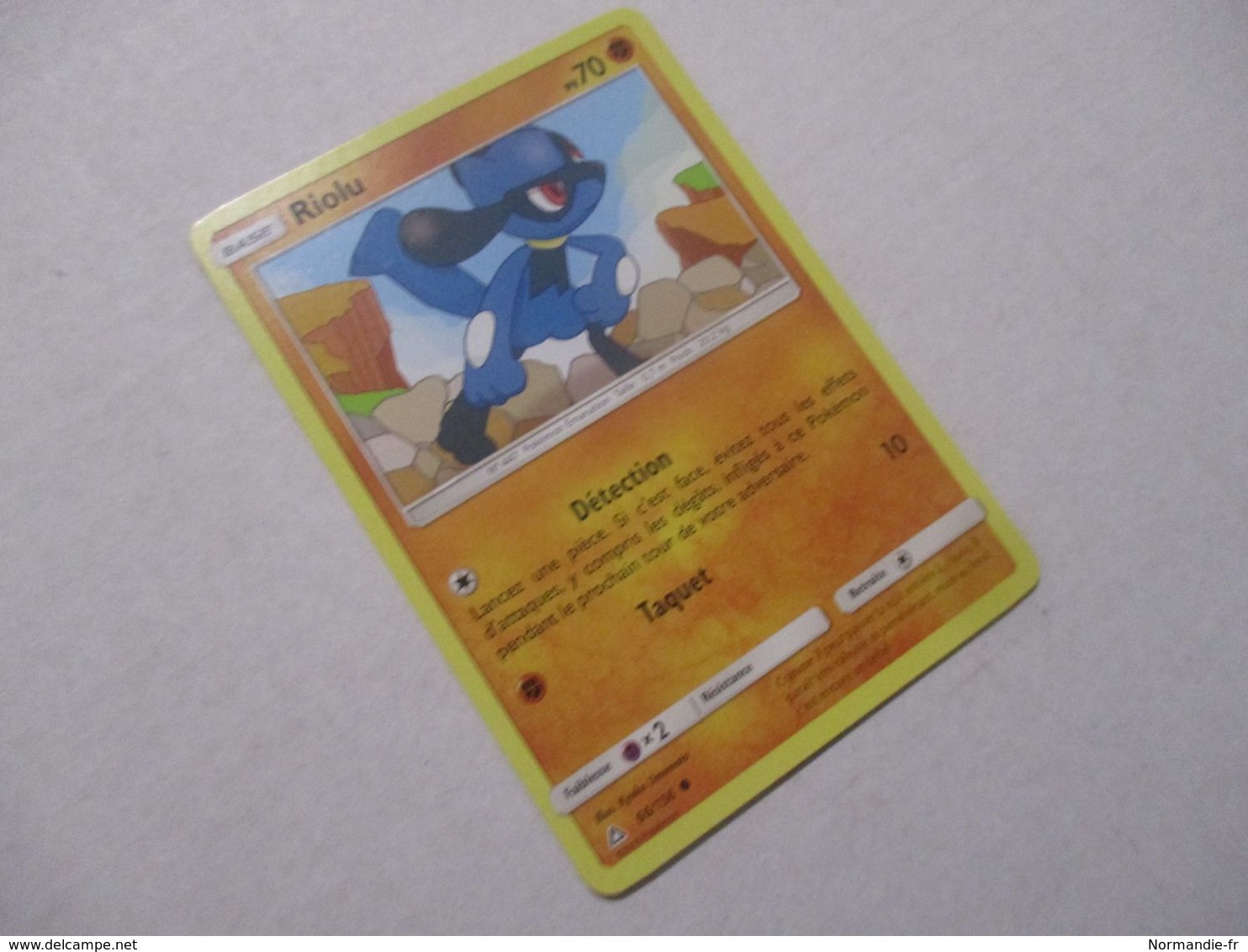 CARTE POKEMON RIOLU 70PV 66/156 SÉRIE SOLEIL ET LUNE ULTRA PRISME ANNÉE 2018 VF COMME NEUVE - Soleil & Lune