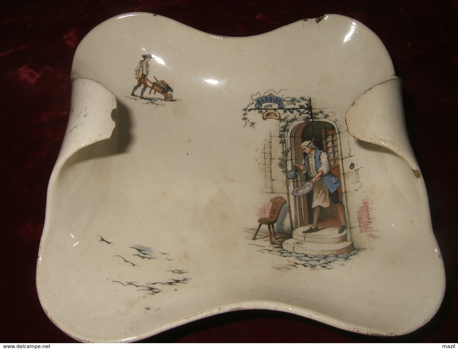 - Ancien Plat à Barbe En Faience De Choisy-le-Roi - Choisy Le Roi (FRA)