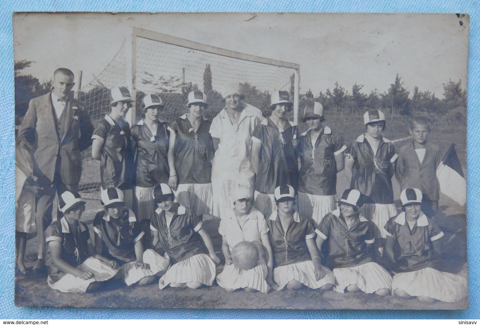 1920th SAK ''SENTA'' Senta ,HAZENA Women Team ,Girls In Shorts, Serbia, Vojvodina ,Yugoslavia, Old Photo ORIGINAL - RRR - Handball