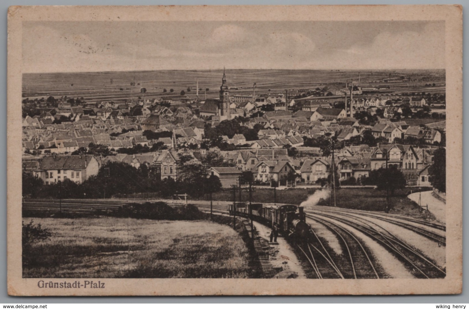 Grünstadt In Der Pfalz - S/w Ortsansicht 1   Mit Bahnstrecke Gleise Und Dampflokomotive Französische Feldpost 1918 - Gruenstadt