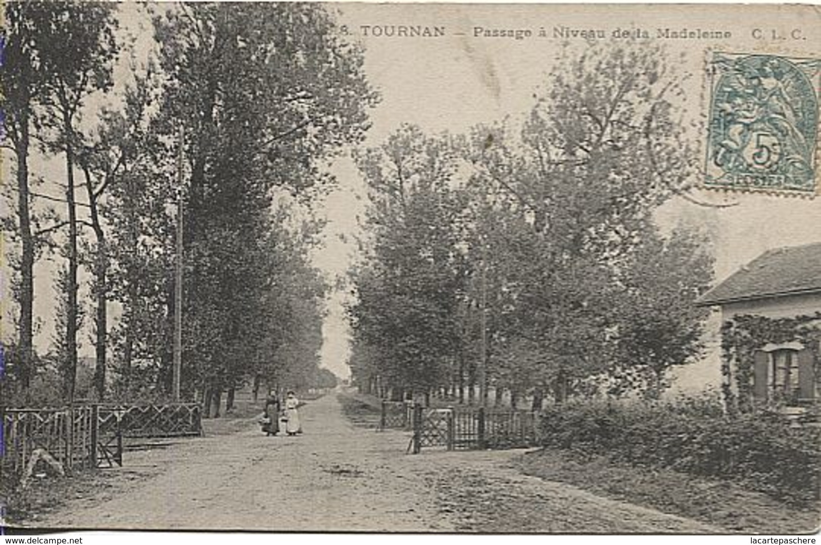 X122356 GERS TOURNAN PASSAGE A NIVEAU DE LA MADELEINE SANS TRAIN MAIS AVEC VOIE FERREE - Autres & Non Classés