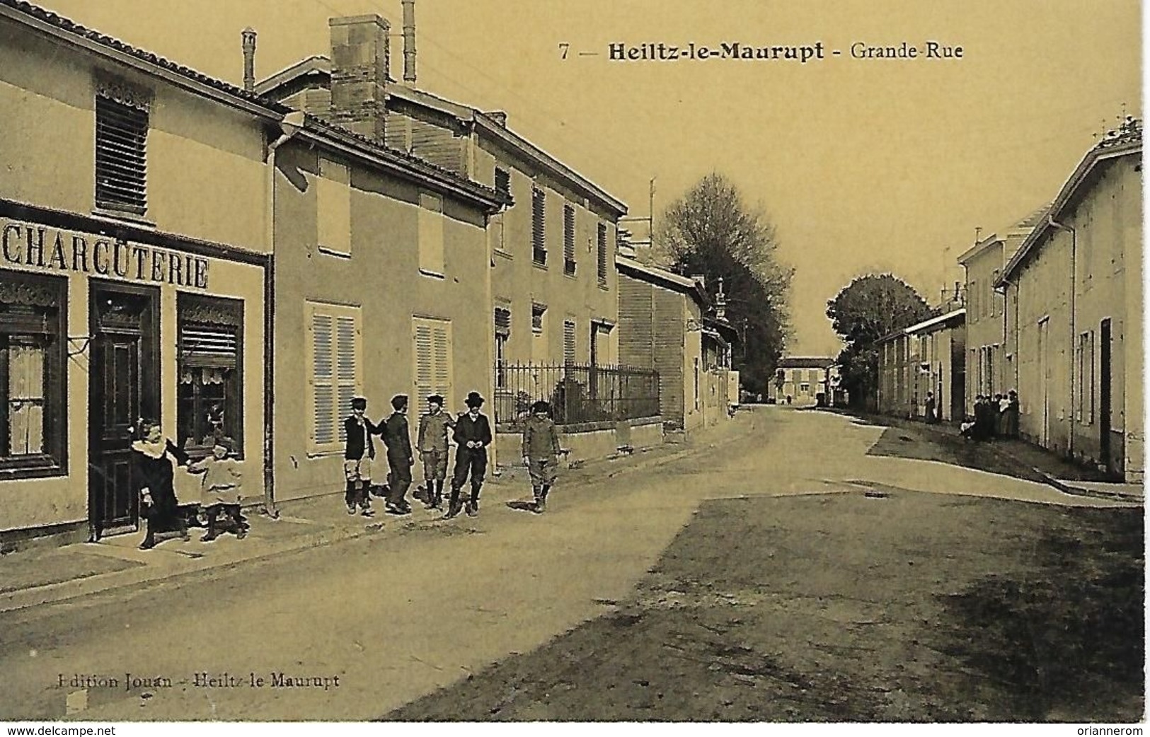 CPA  HEILTZ LE MAURUPT  (MARNE) 51 - Grande Rue  -n° 7 - Charcuterie - Animée - Altri & Non Classificati