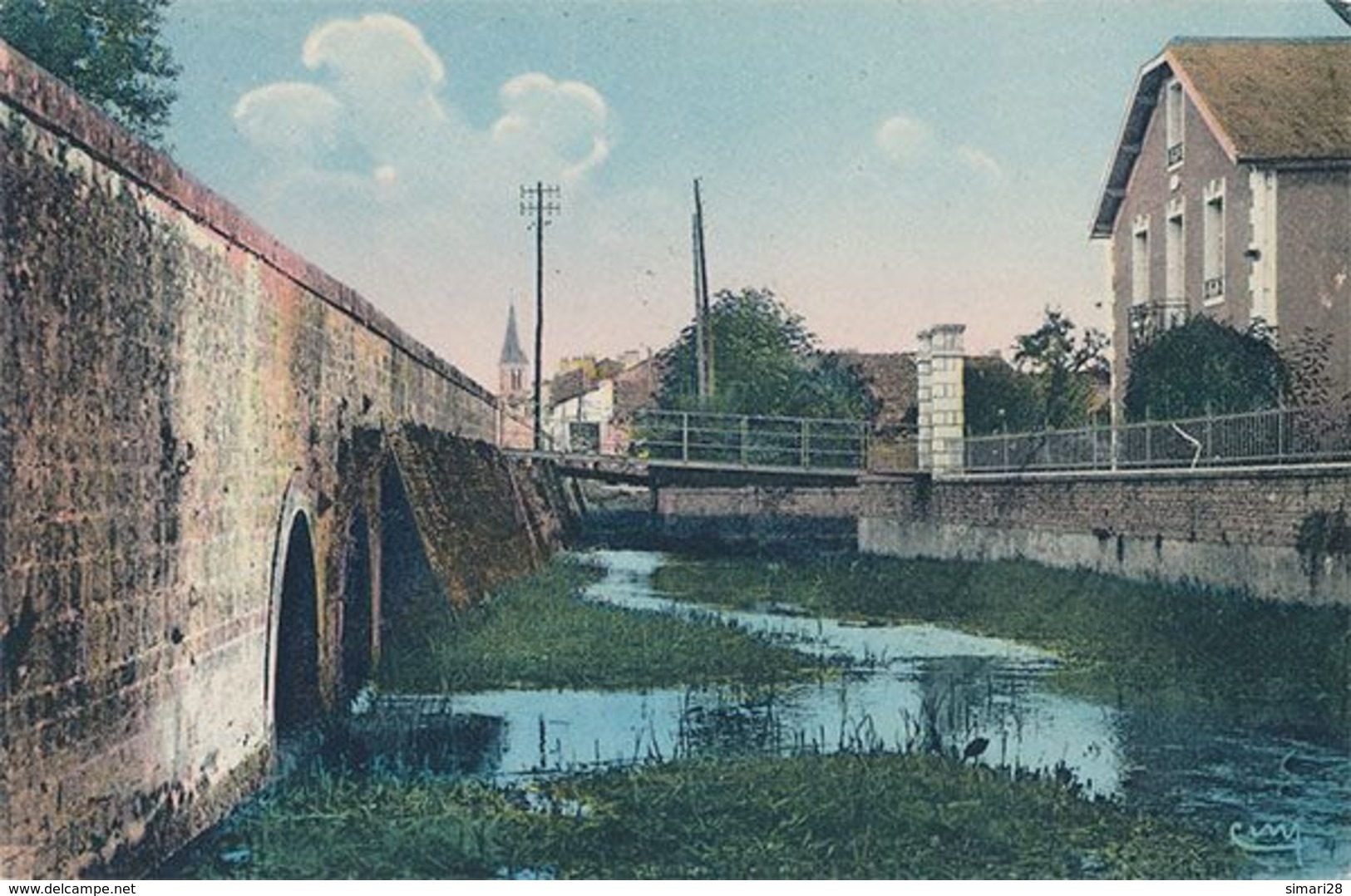 BRIOUX SUR BOUTONNE - LA BOUTONNE ET LES PONTS - Brioux Sur Boutonne