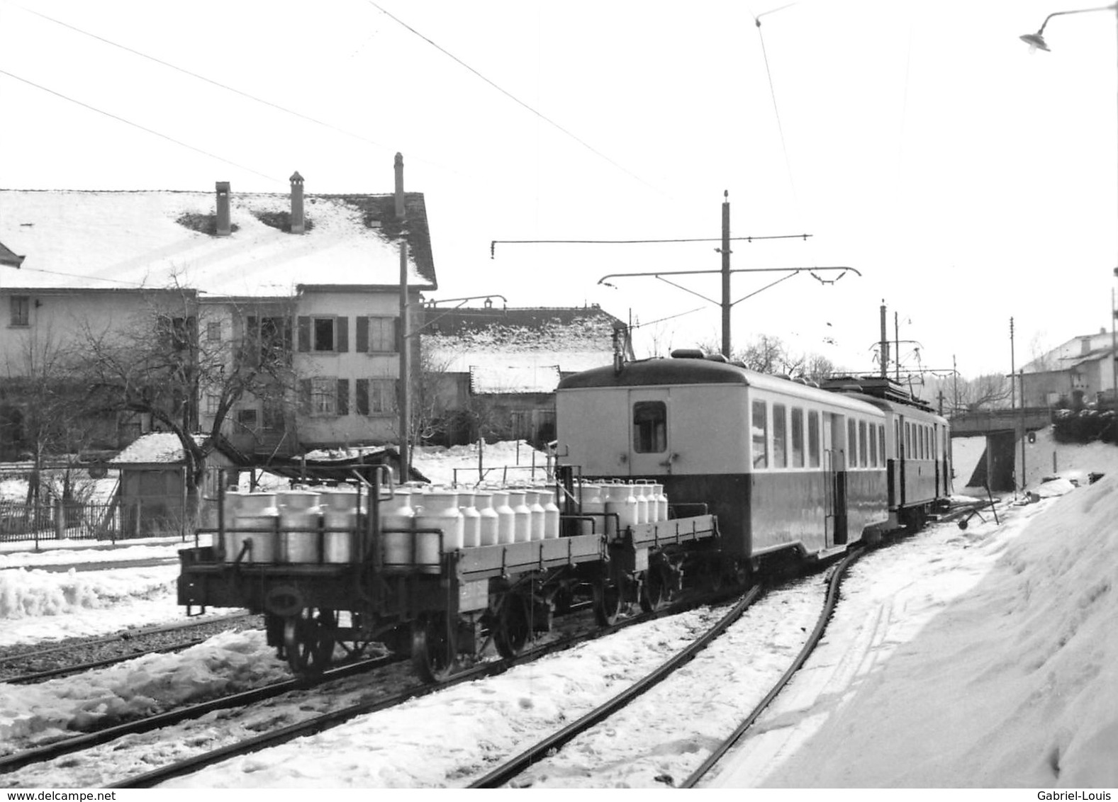 BVA - Echallens Marchandises Boilles à Lait - Lausanne - Echallens - Bercher - LEB - L.E.B. Ligne De Chemin De Fer Train - Bercher