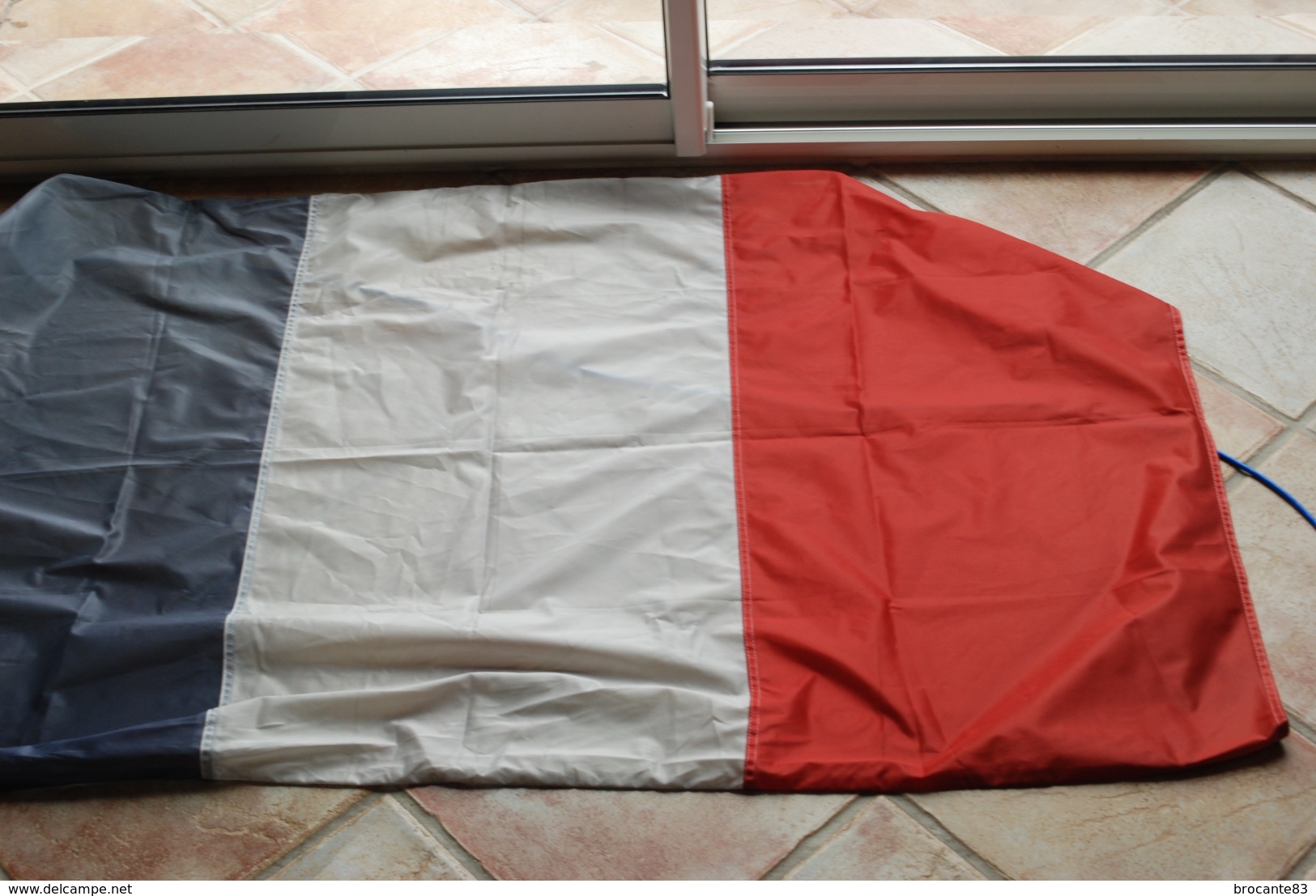 DRAPEAU FRANCAIS 100X152 CM - Flaggen