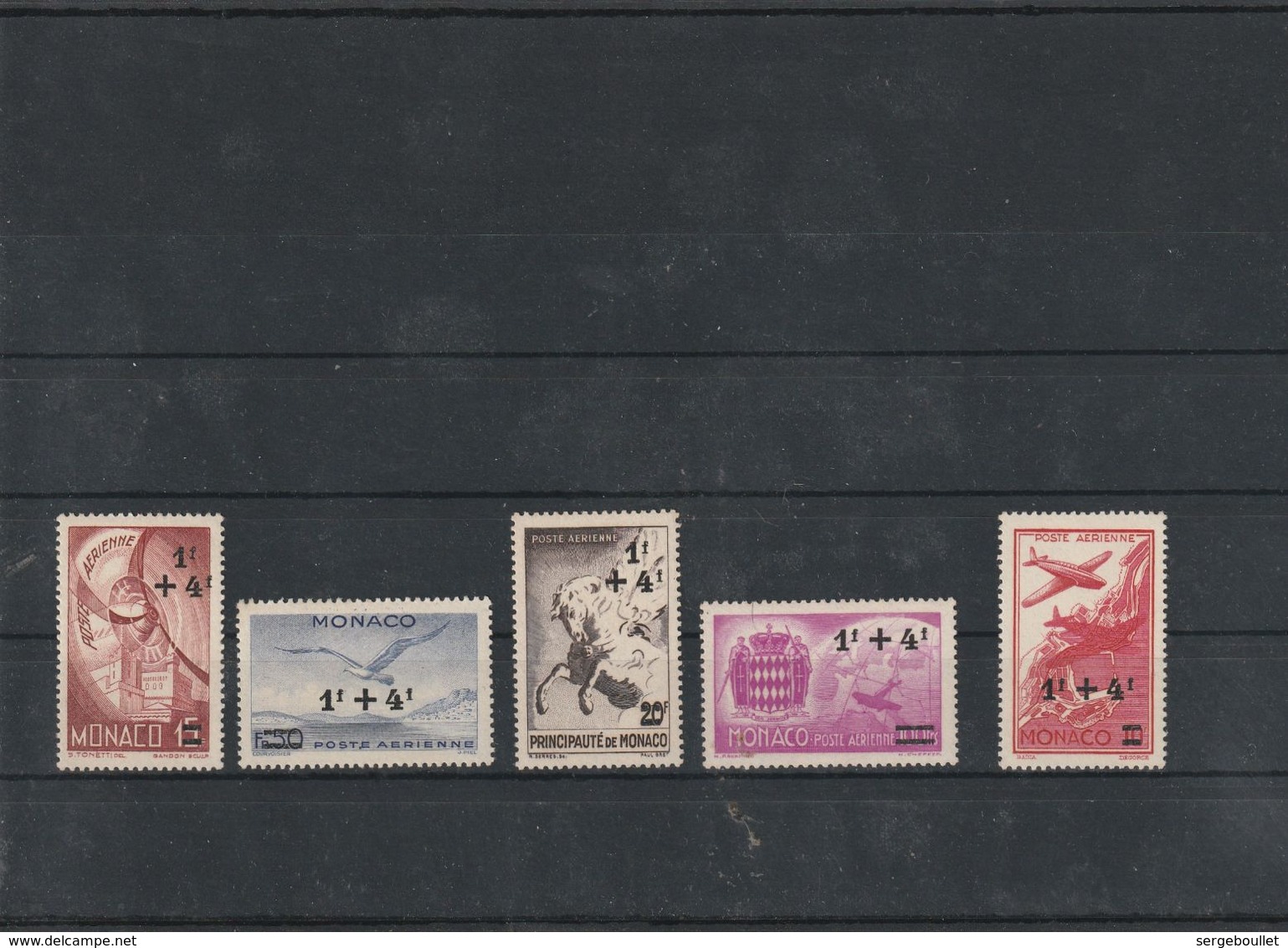 TIMBRES POSTE DE MONACO . POSTE AERIENNE . SYMBOLES SURCHARGES . - Luftfahrt