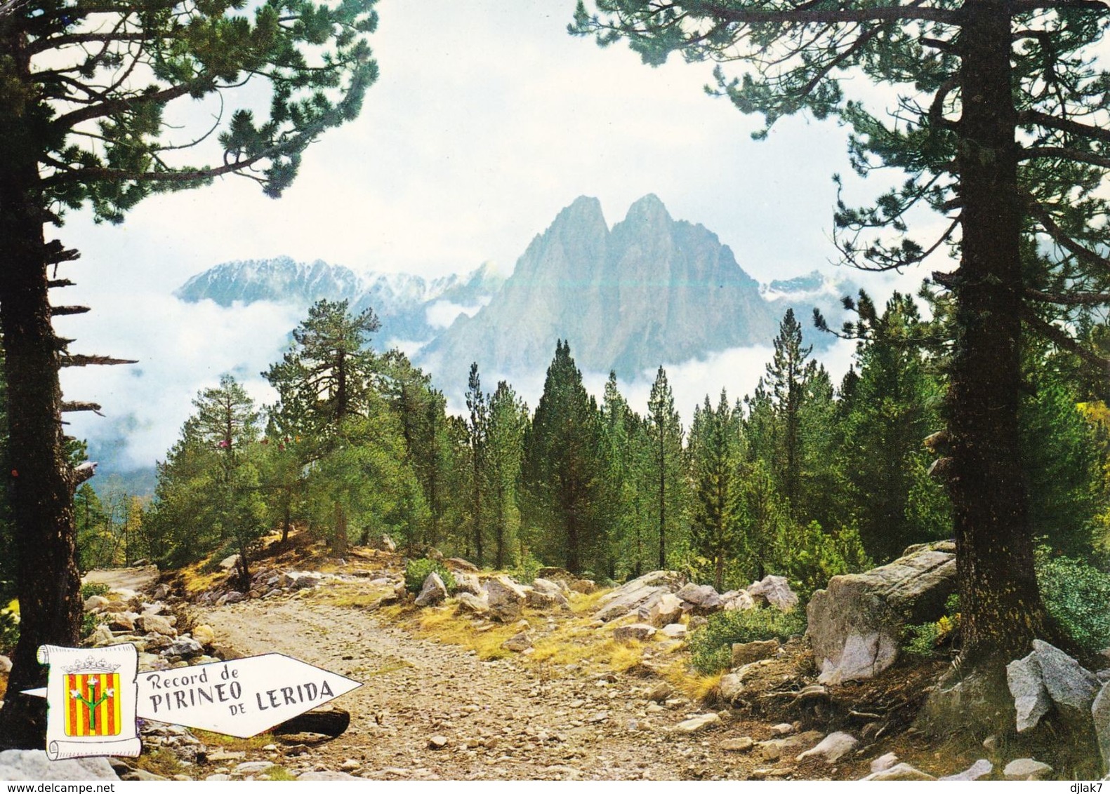 Espagne Pirineo De Lérida Paisaje Els Encantats (2 Scans) - Lérida