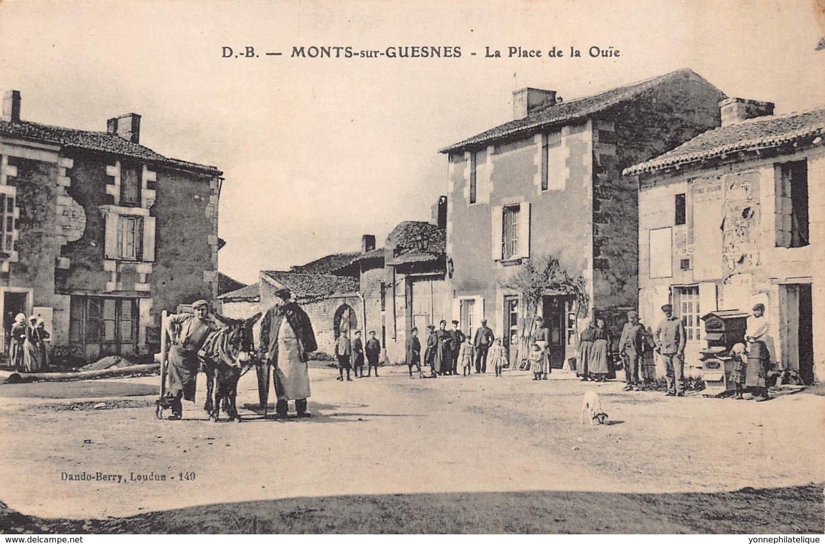 86 - VIENNE - MONTS SUR GUESNES - 10020 - La Place De L'OuÏe - âne - Ruche - Animation - Monts Sur Guesnes