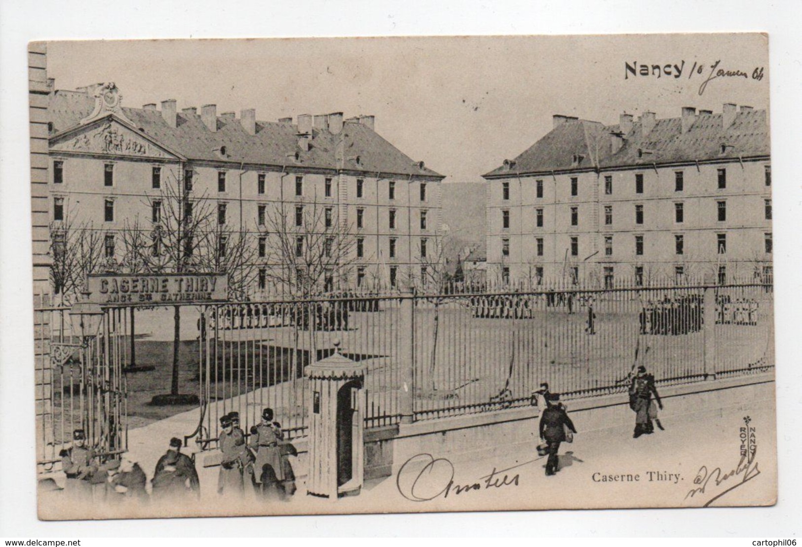 - CPA NANCY (54) - Caserne Thiry 1904 (avec Personnages) - Edition ROYER - - Nancy