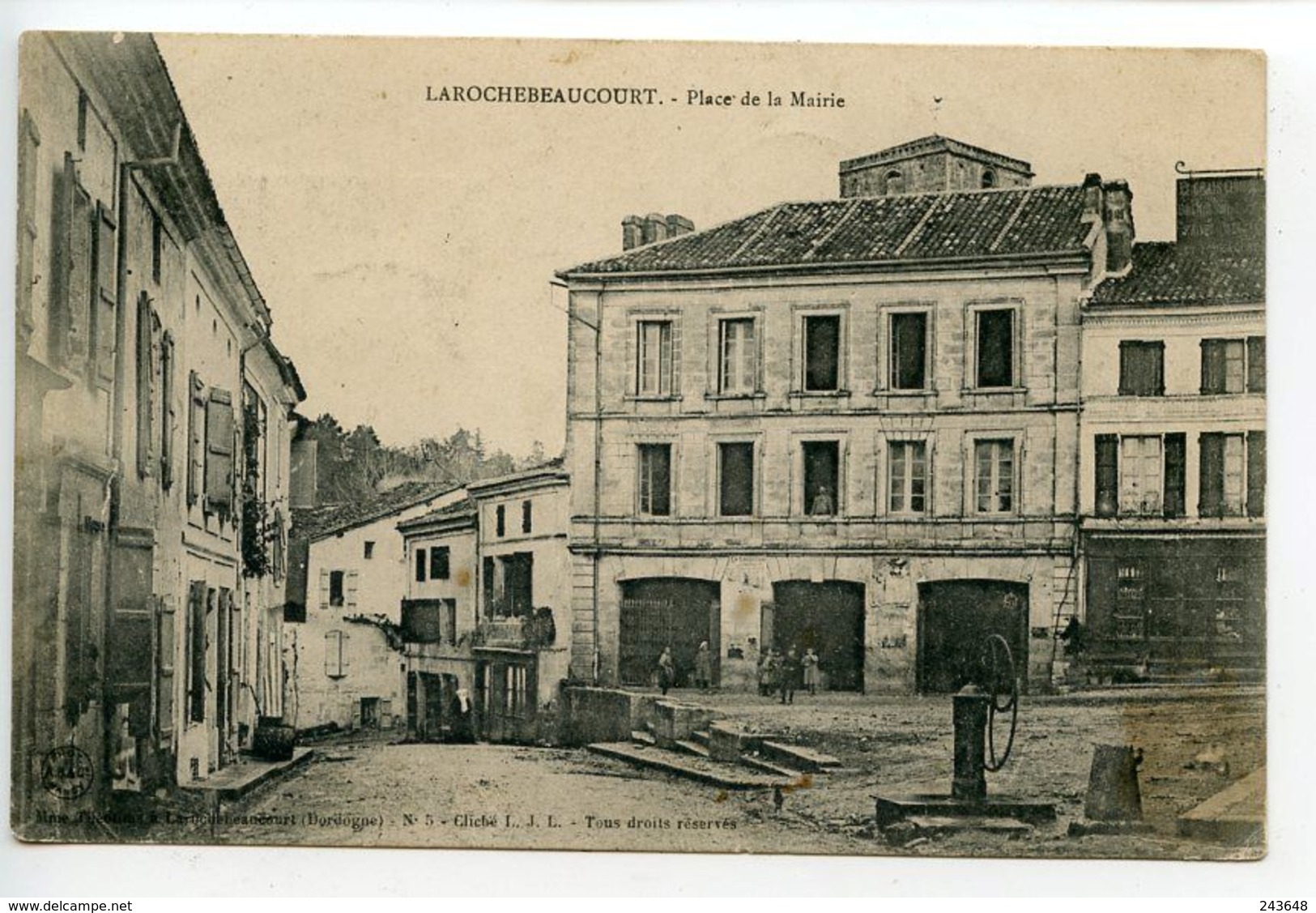 La Rochebeaucourt Place De La Mairie - Autres & Non Classés